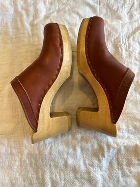 no 6 clogs 38 Bourbon